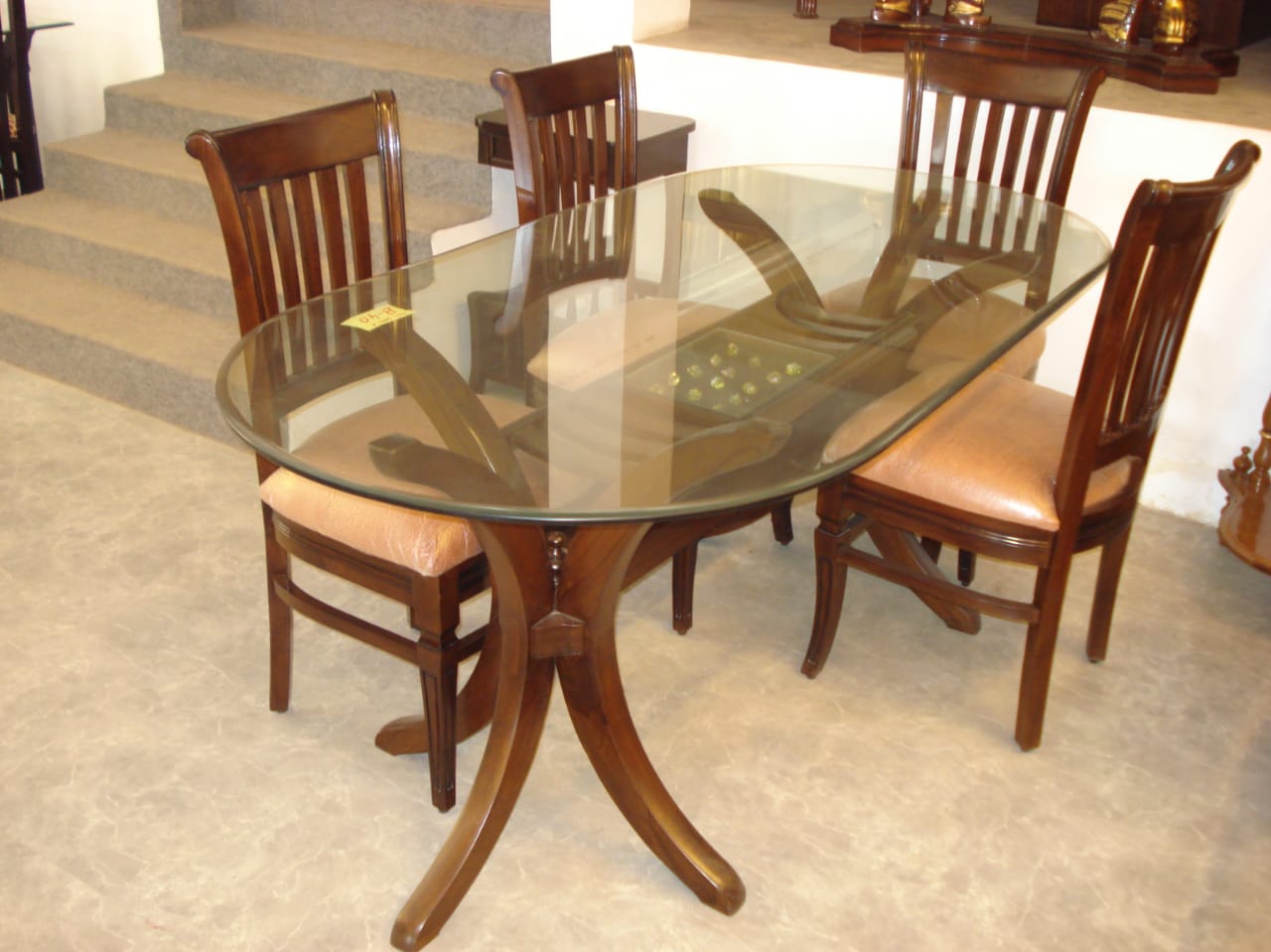 Segunwood Dining Table – Arati Furniture